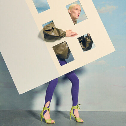 <p>Sun-kissed steps</p>