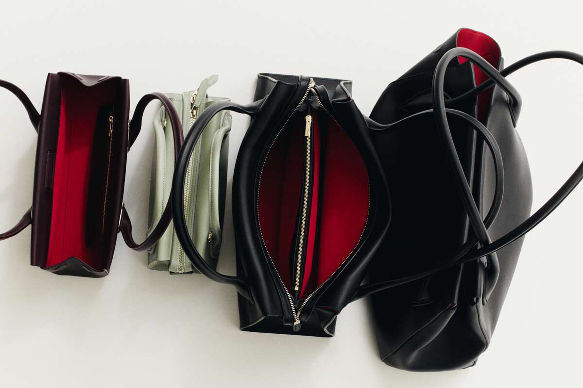 レディース バッグ｜クリスチャン ルブタン【公式オンラインブティック】