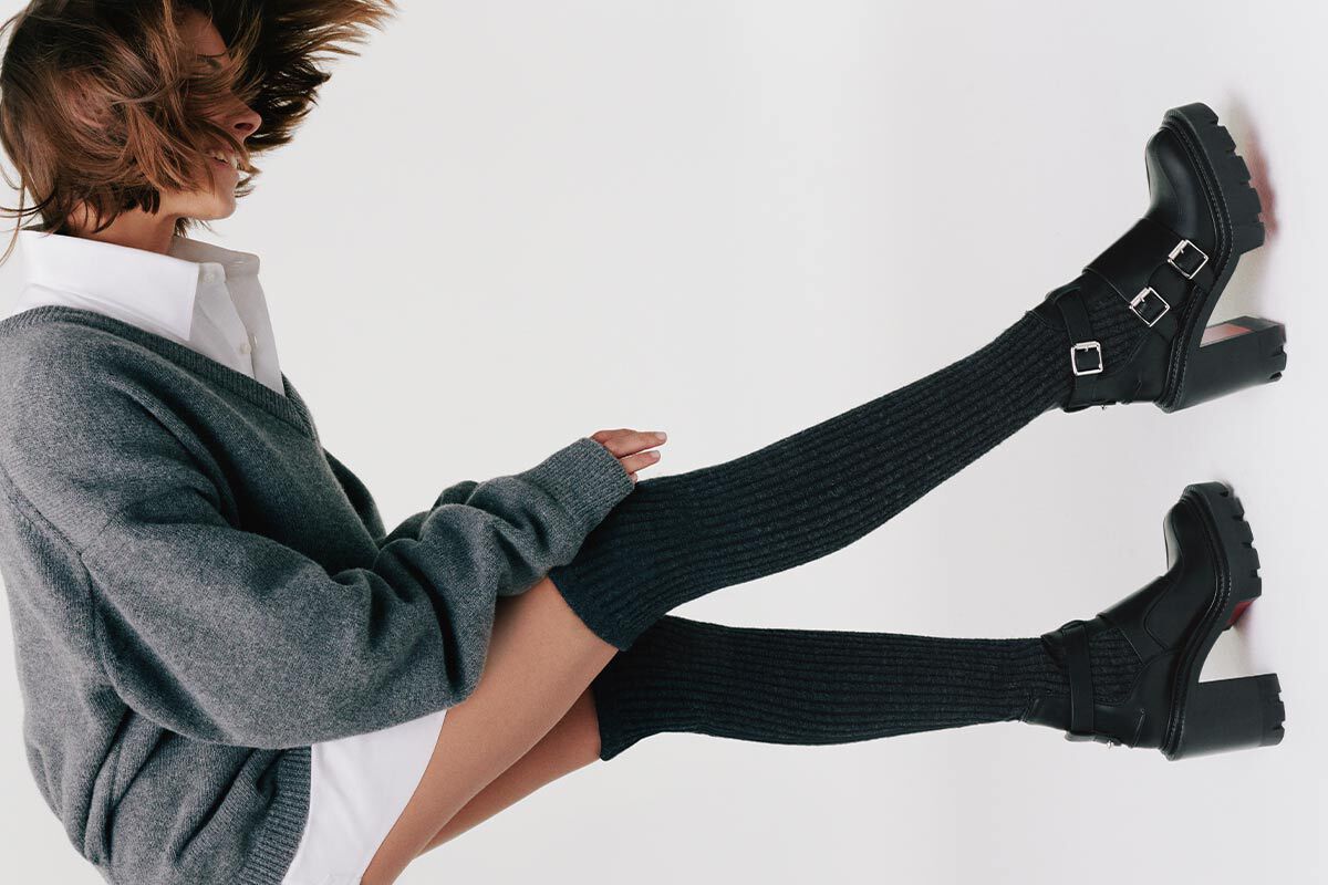 【希少・正規品】ルブタン メンズ ビジネスバッグ オールレザー チャーム 黒 希少・正規品】ルブタン メンズ ビジネスバッグ オールレザー