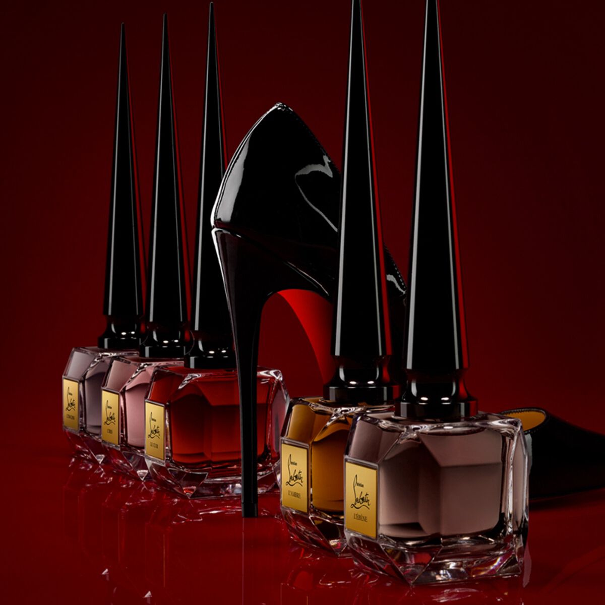 ChristianLouboutinエナメルブーティー クリスチャンルブタン(Christian Louboutin)|CHRISTIAN LOUBOUTI