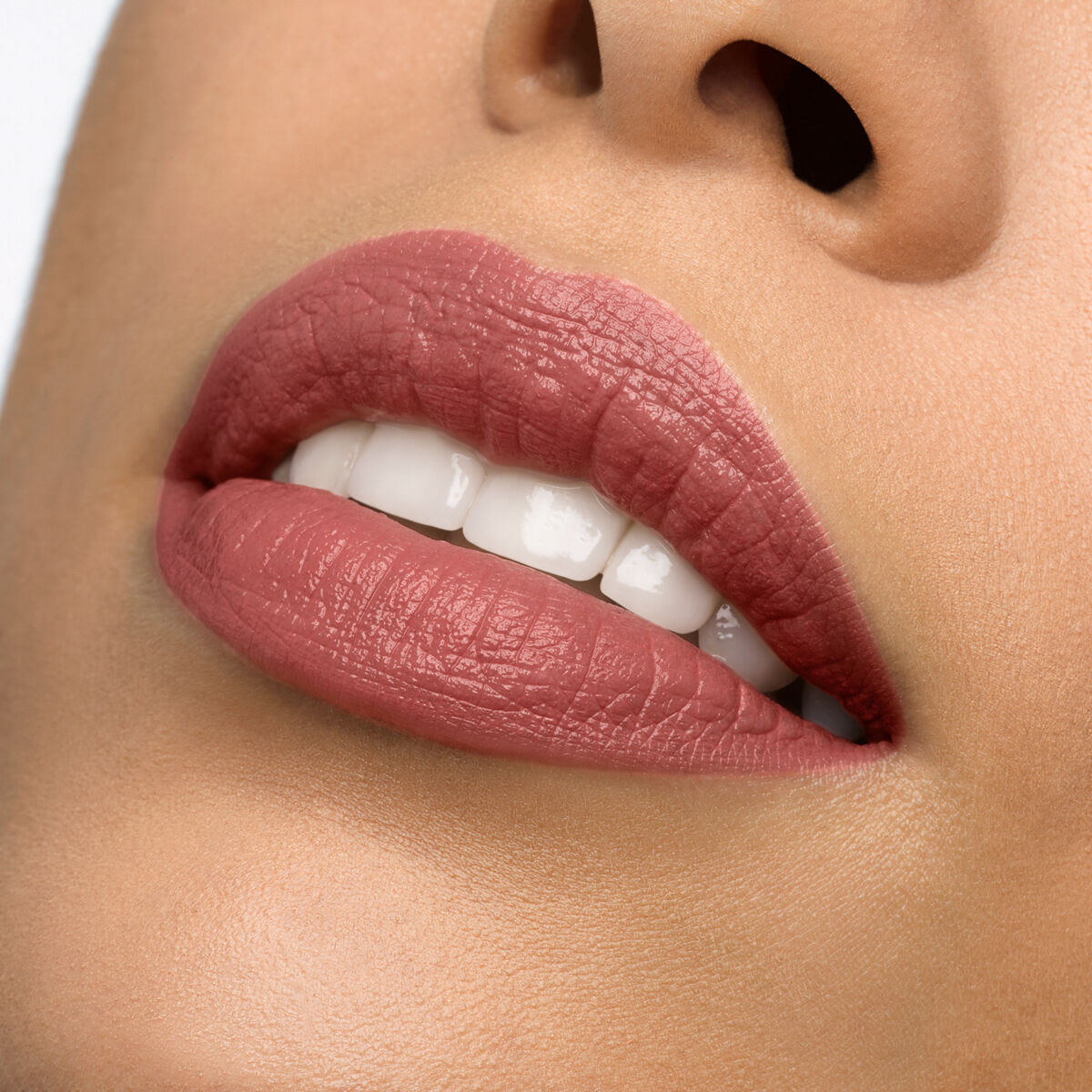 ルージュルブタン シルキーサテン Dune Kiss 332 - Christian Louboutin Beauty