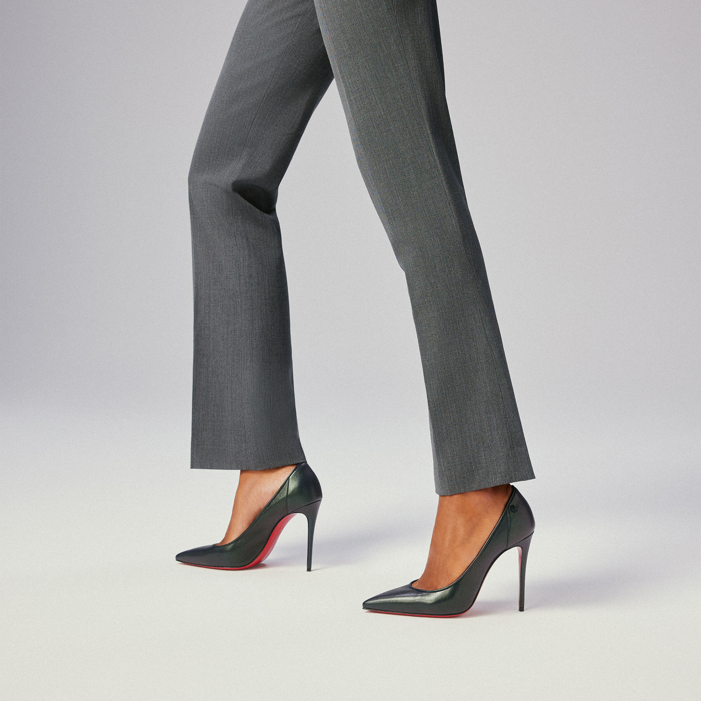 ＊Christian Louboutin＊スポーティ・ケイト 100mmパンプス Sporty Kate - 100 mm パンプス - ナッパレザー - ネイビー