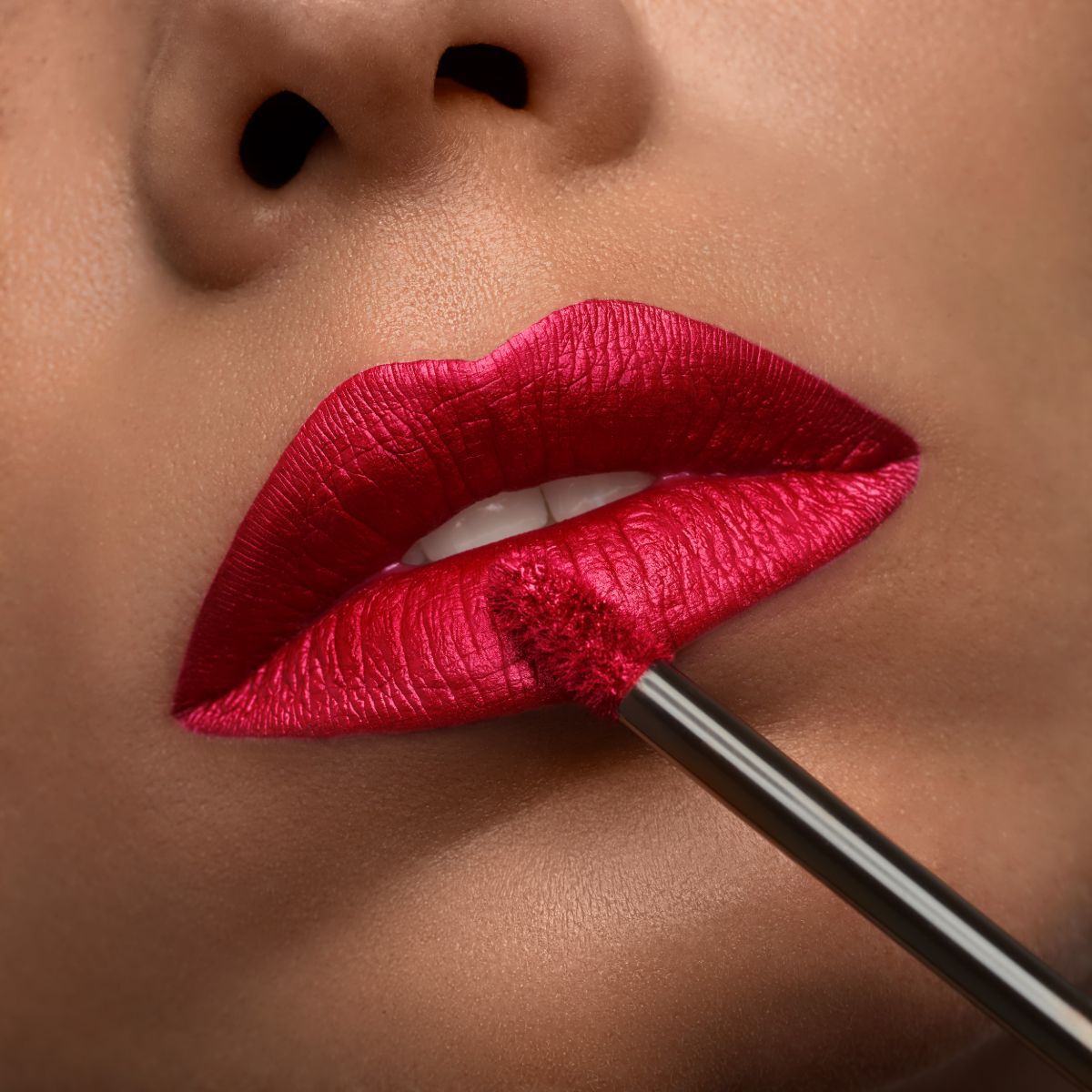 期間限定セール メタルマットフルイド リップカラー Louboutin Rouge 口紅