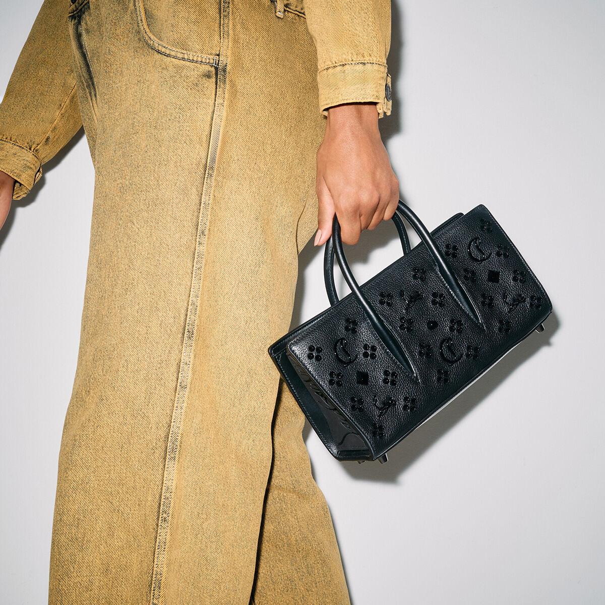Paloma ブラック カーフレザー - Bags - Women - Christian Louboutin