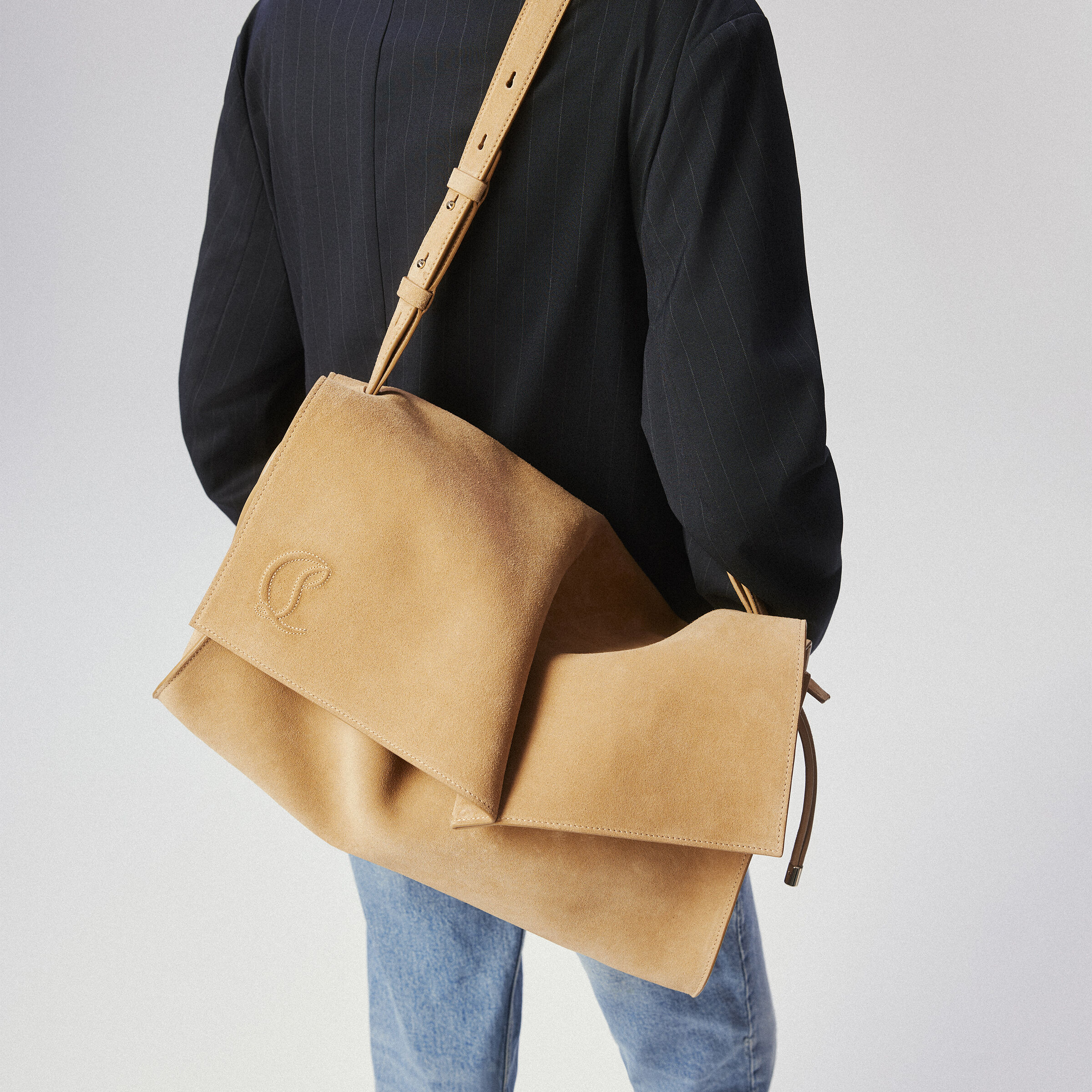 Baggy large image number 1