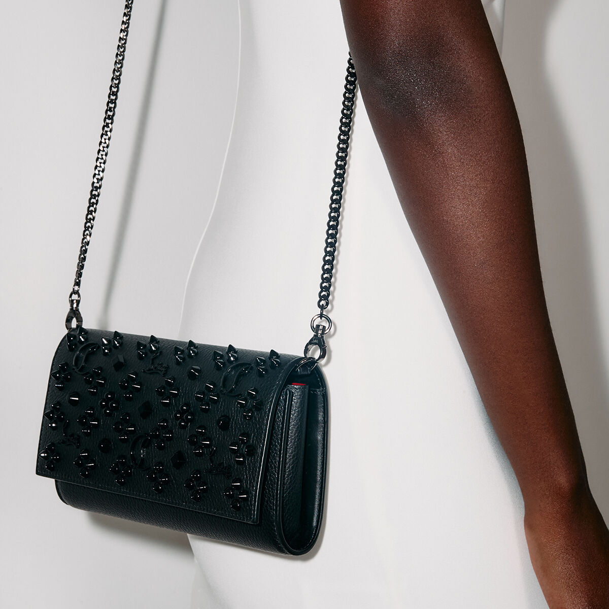Paloma ブラック カーフレザー - Accessories - Women - Christian Louboutin