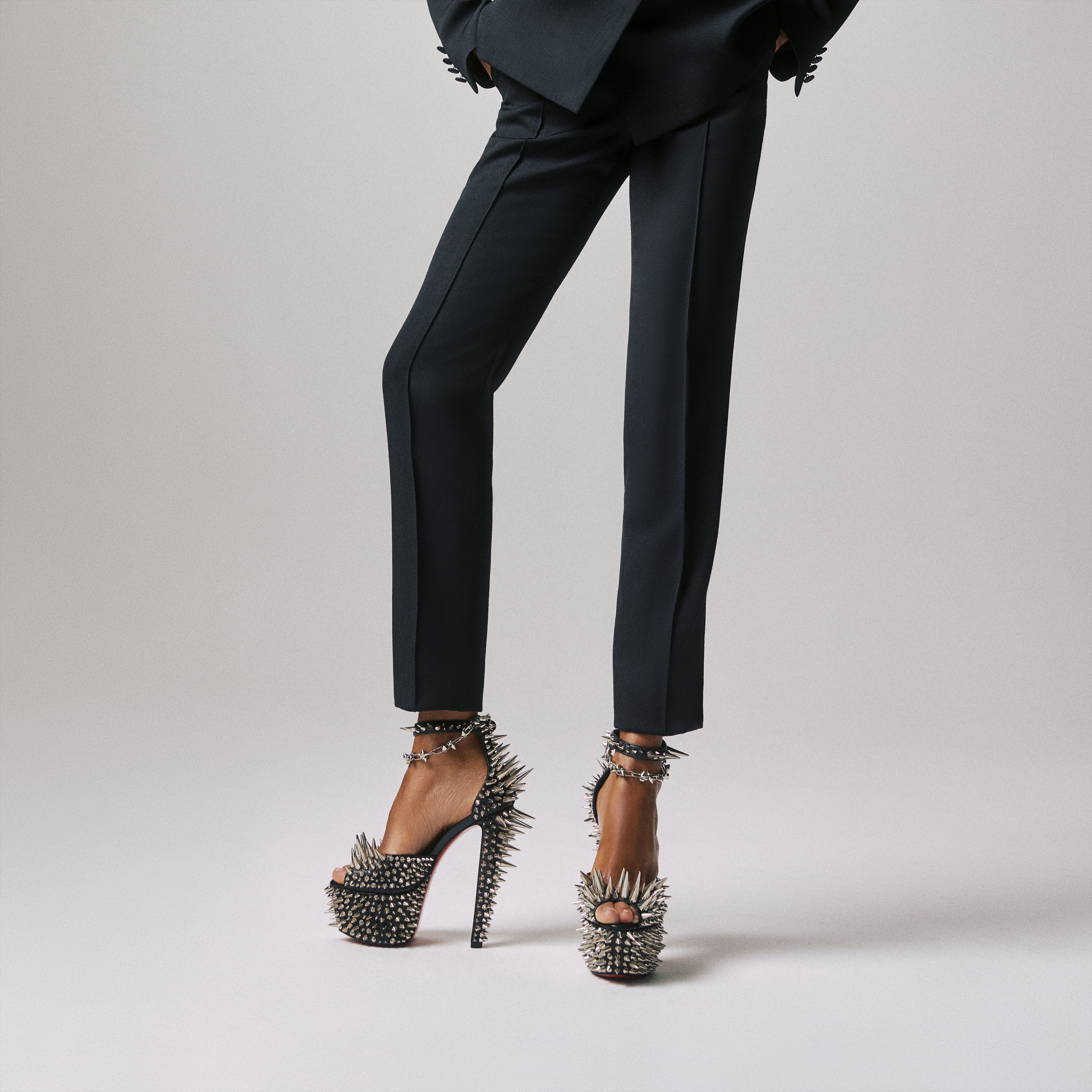 Estepic Sandal Alta - サンダル - ナッパレザー - ブラック - ウィメンズ - Christian Louboutin