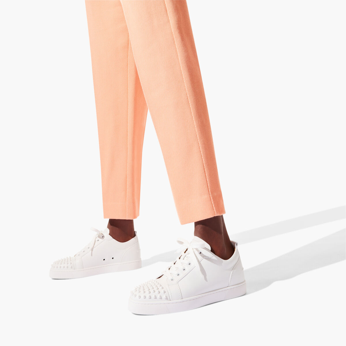 Louis Junior Spikes ホワイト カーフレザー - Shoes - Men - Christian Louboutin