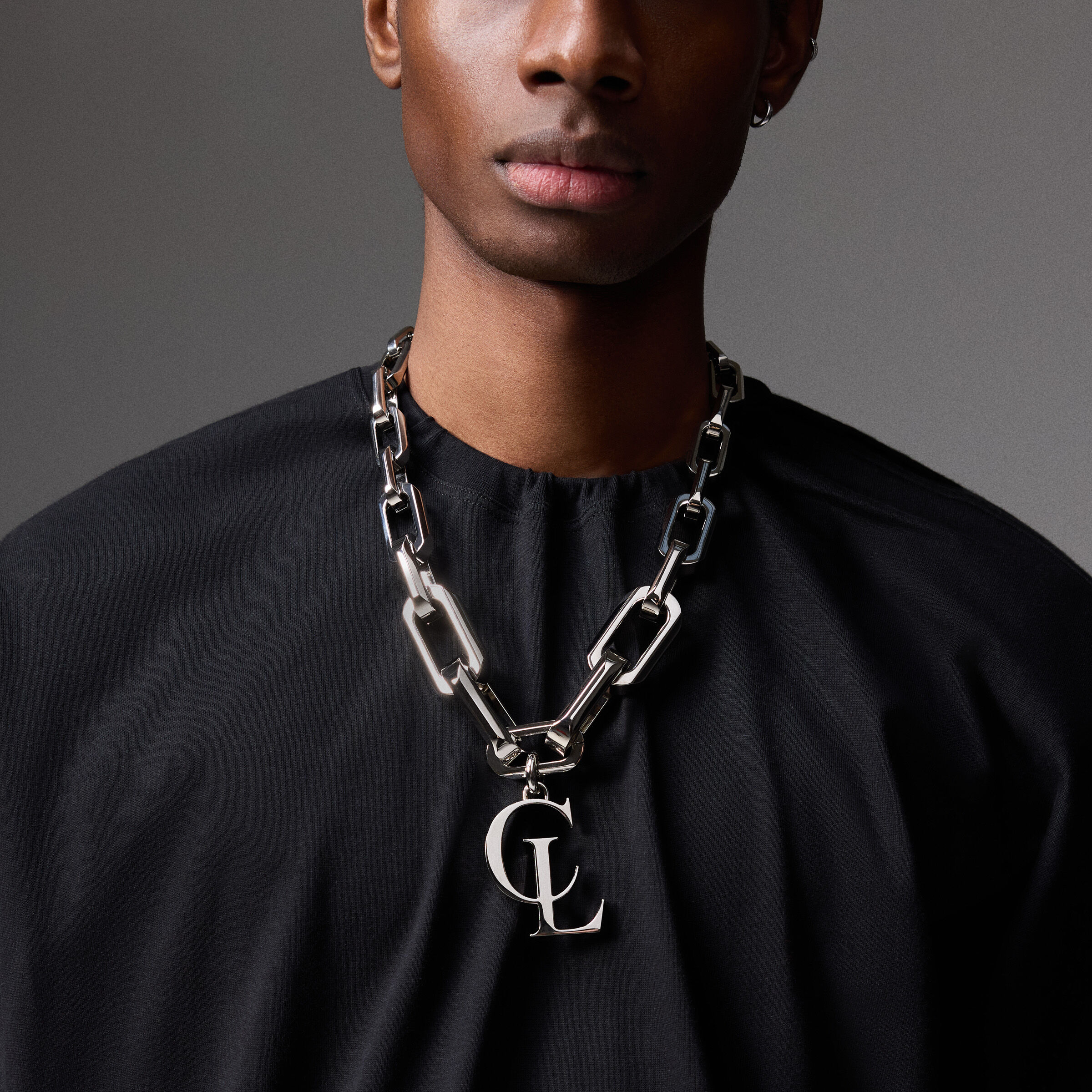 CL Necklace image number 1