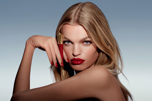 ルージュスティレッ ト ヴィニルグロス